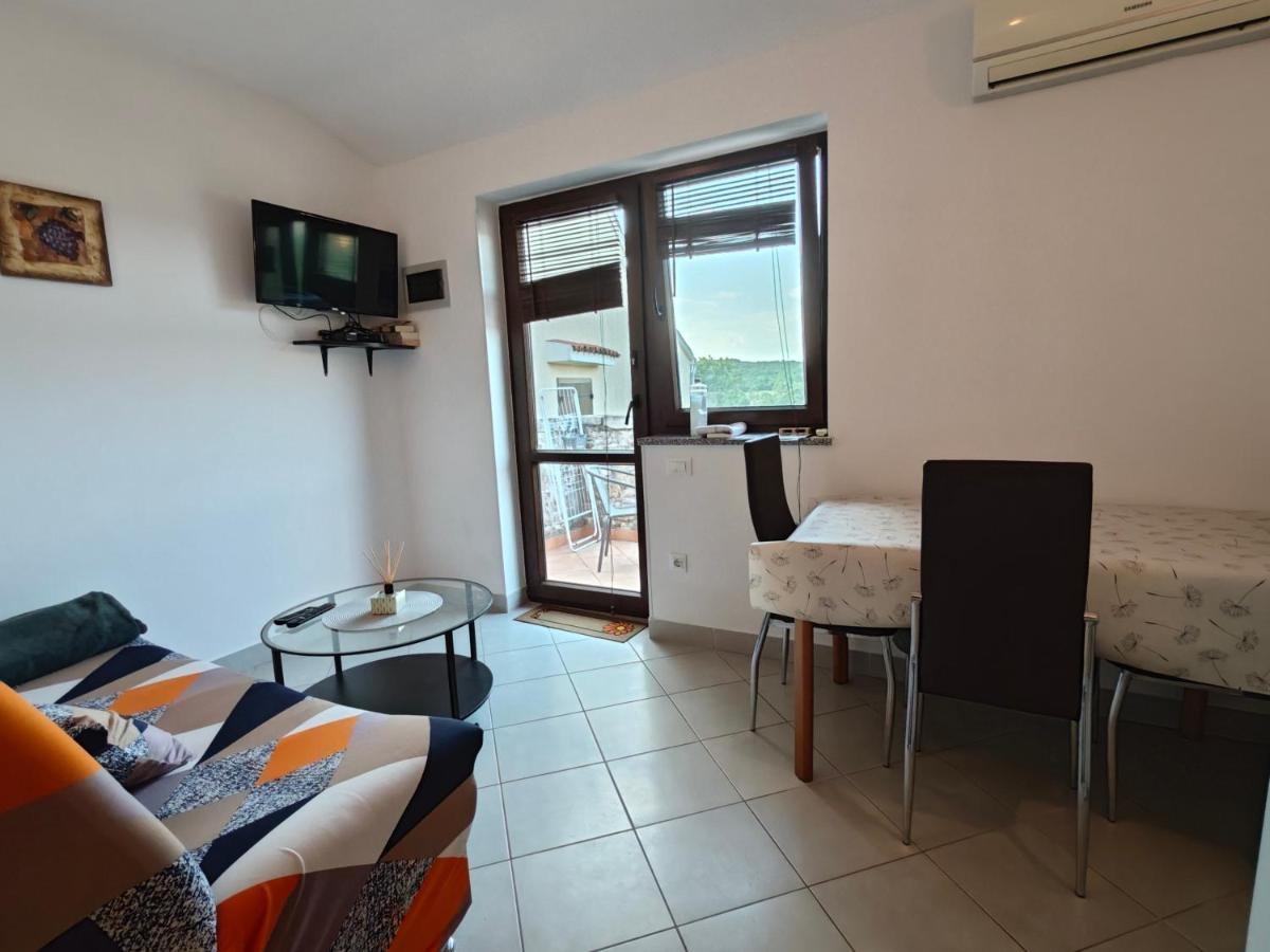 Apartments Bevanda Bale Exterior foto